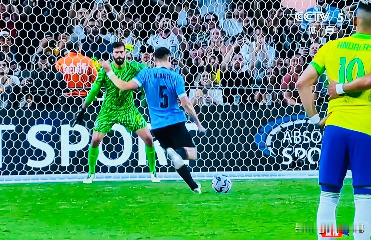 巴西队点球大战2-4不敌乌拉圭，无缘美洲杯四强！这支巴西队还是缺少一个能一槌定音