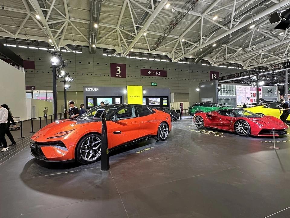 美国汽车联盟，要求国会下令，永久封杀中国汽车！9月3日，代表通用、福特、丰田、大