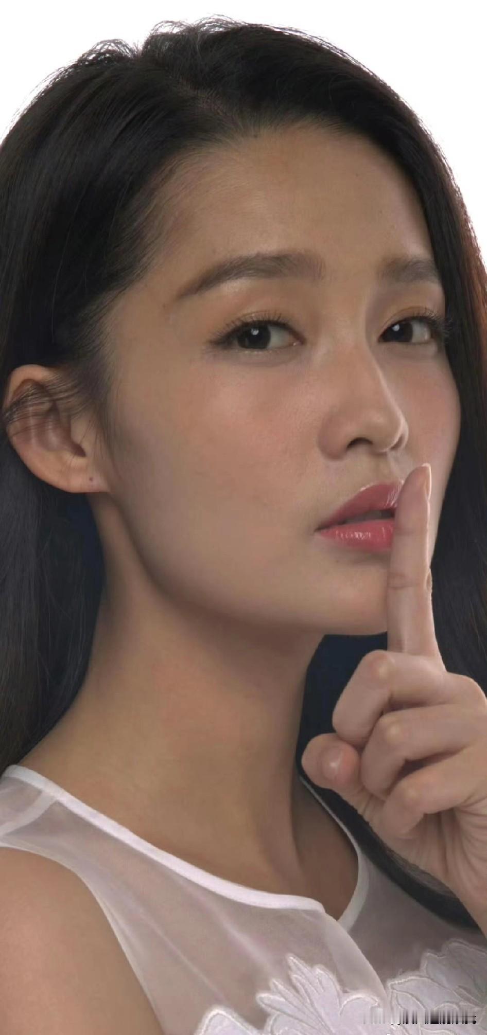 李沁早期怼脸拍