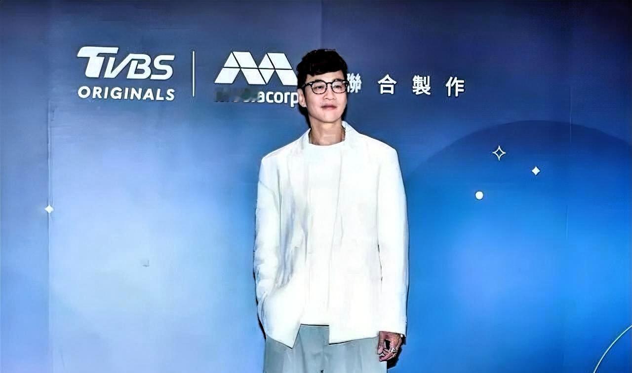 谁还记得何润东曾被骂"太娘"？13年前他演的项羽最近因《逐玉》翻红，抖音话题破1