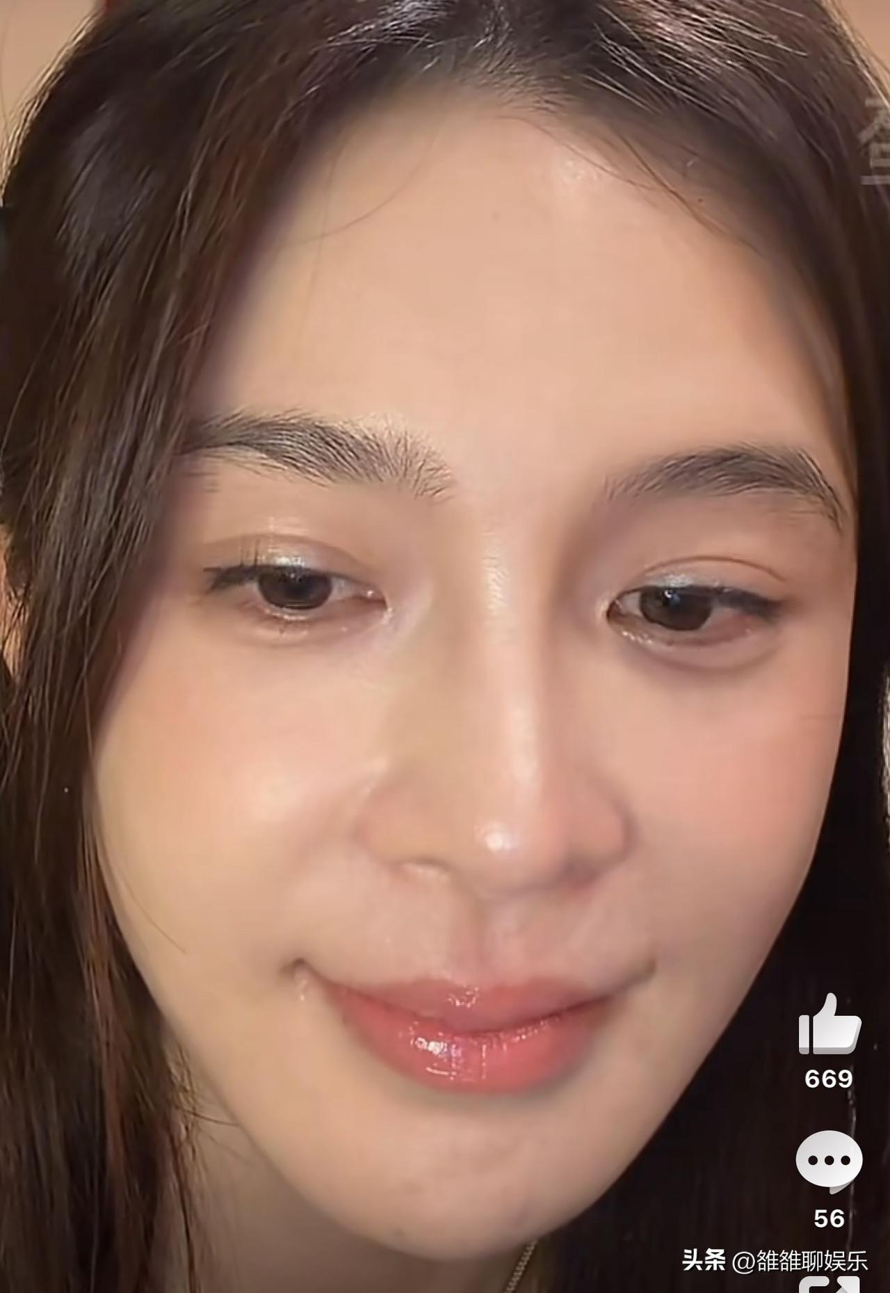 赵樱子，高调上热搜。

近日，赵樱子在直播中，做了一个大胆的决定，那就是她关掉了