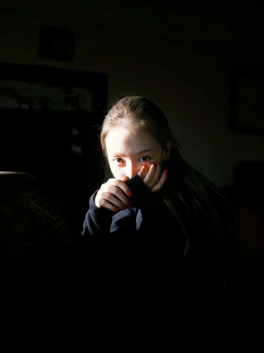 我们可以谈天谈地 唯独不能谈我们现在是什么关系