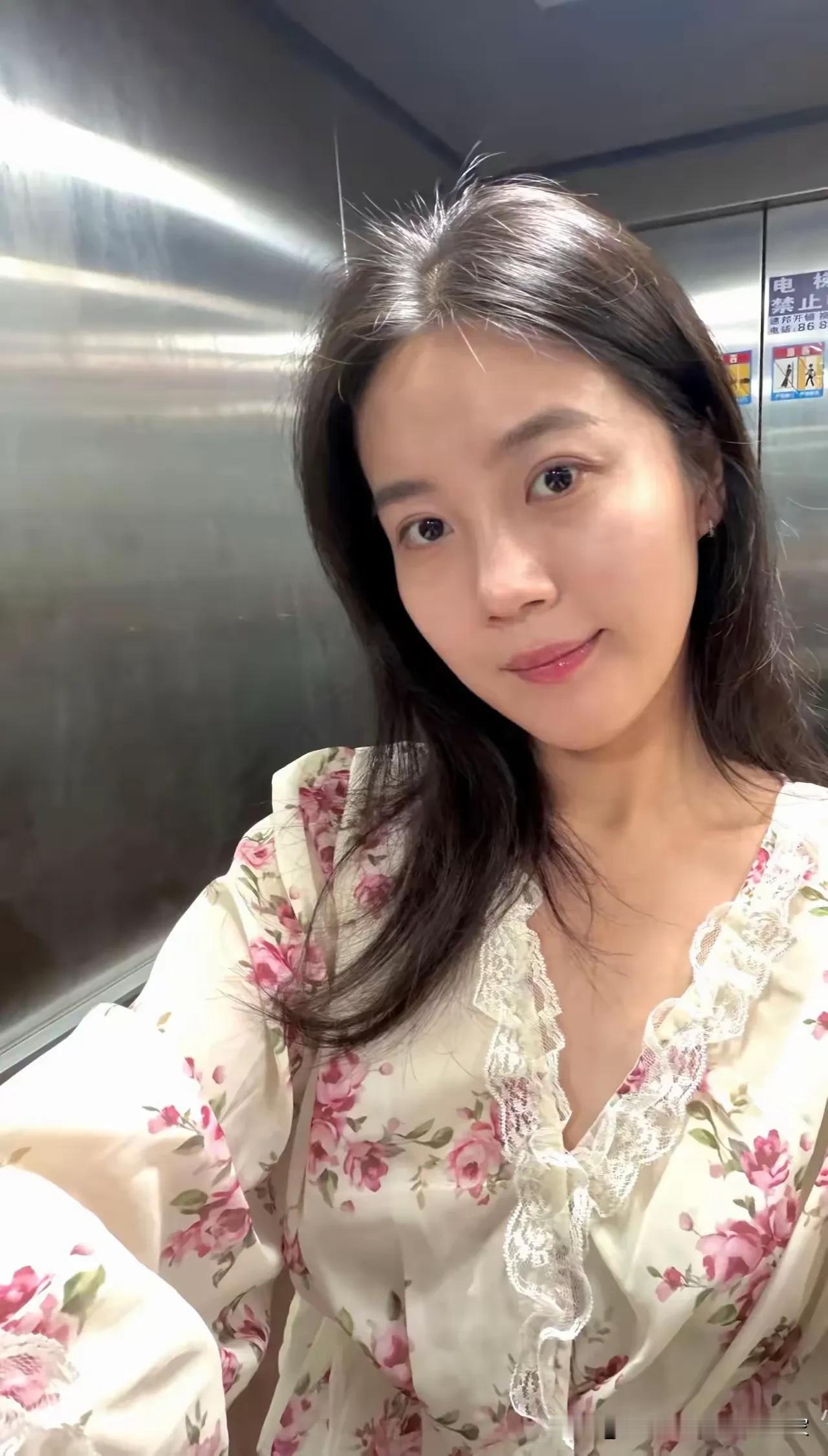 女人如何穿出含蓄的性感?