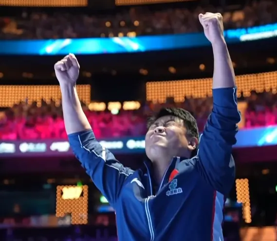 王浩指导：✌️。