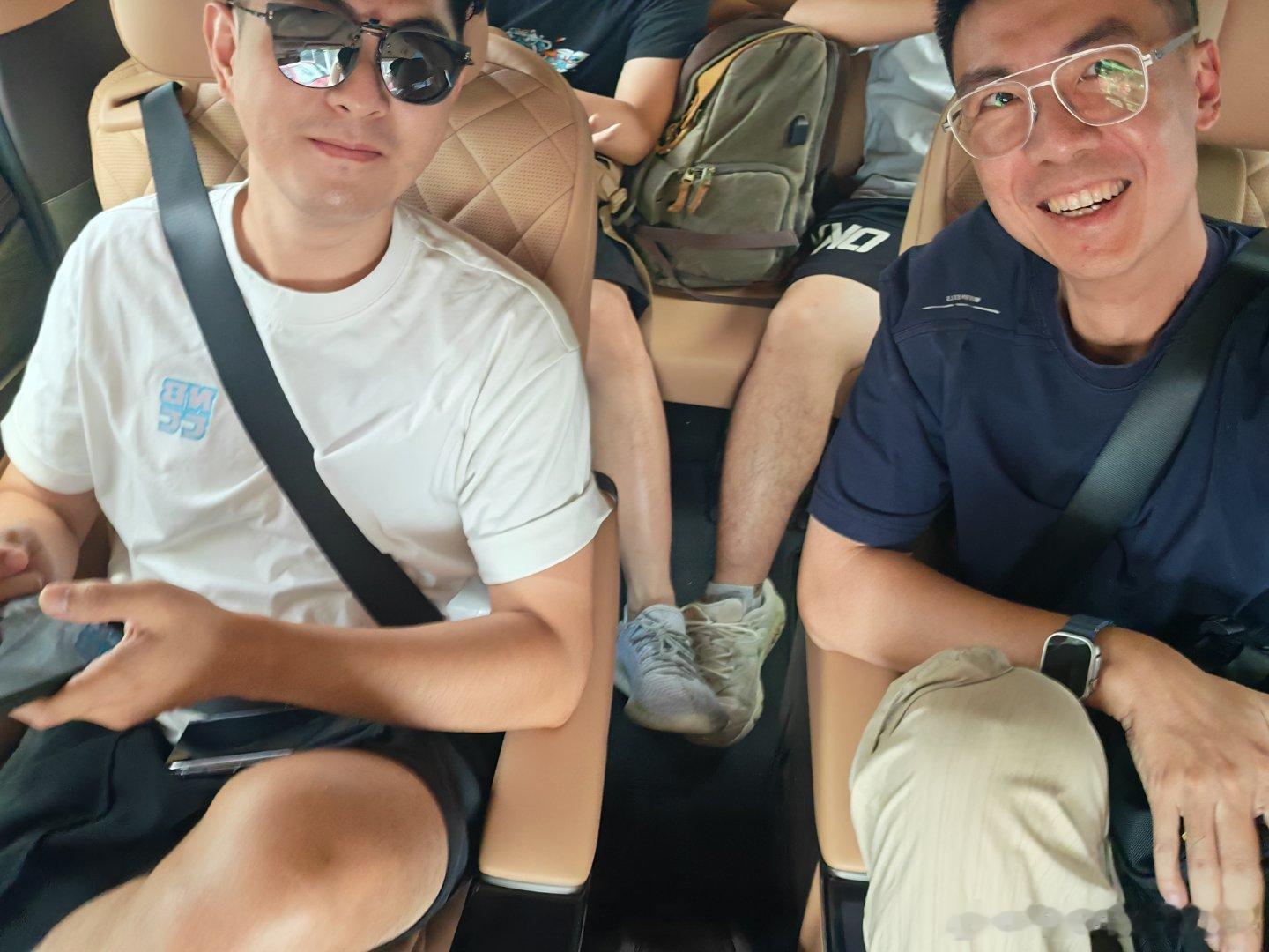 谁说贵州凉的！整个6人小队就只有我穿了长裤，热到屁股出汗智驾仙人的日常