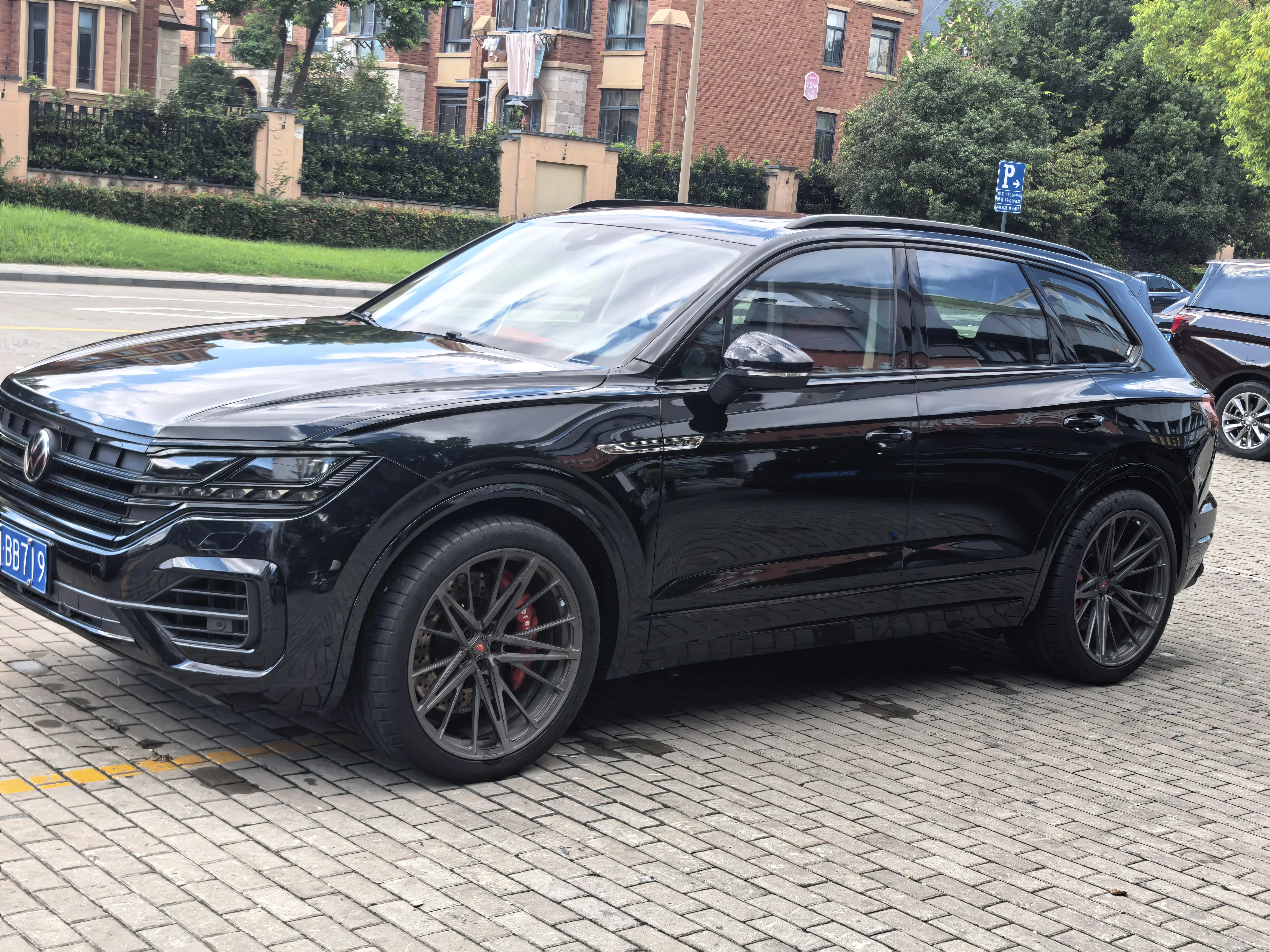 最不像大众的大众，挂着大众标的大众。也是最纯碎的大众😂