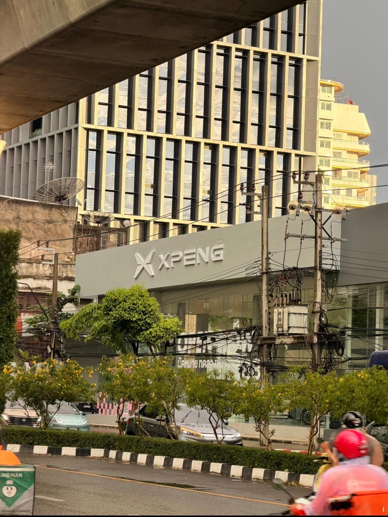 这几天在泰国🇹🇭遇到好多辆小鹏