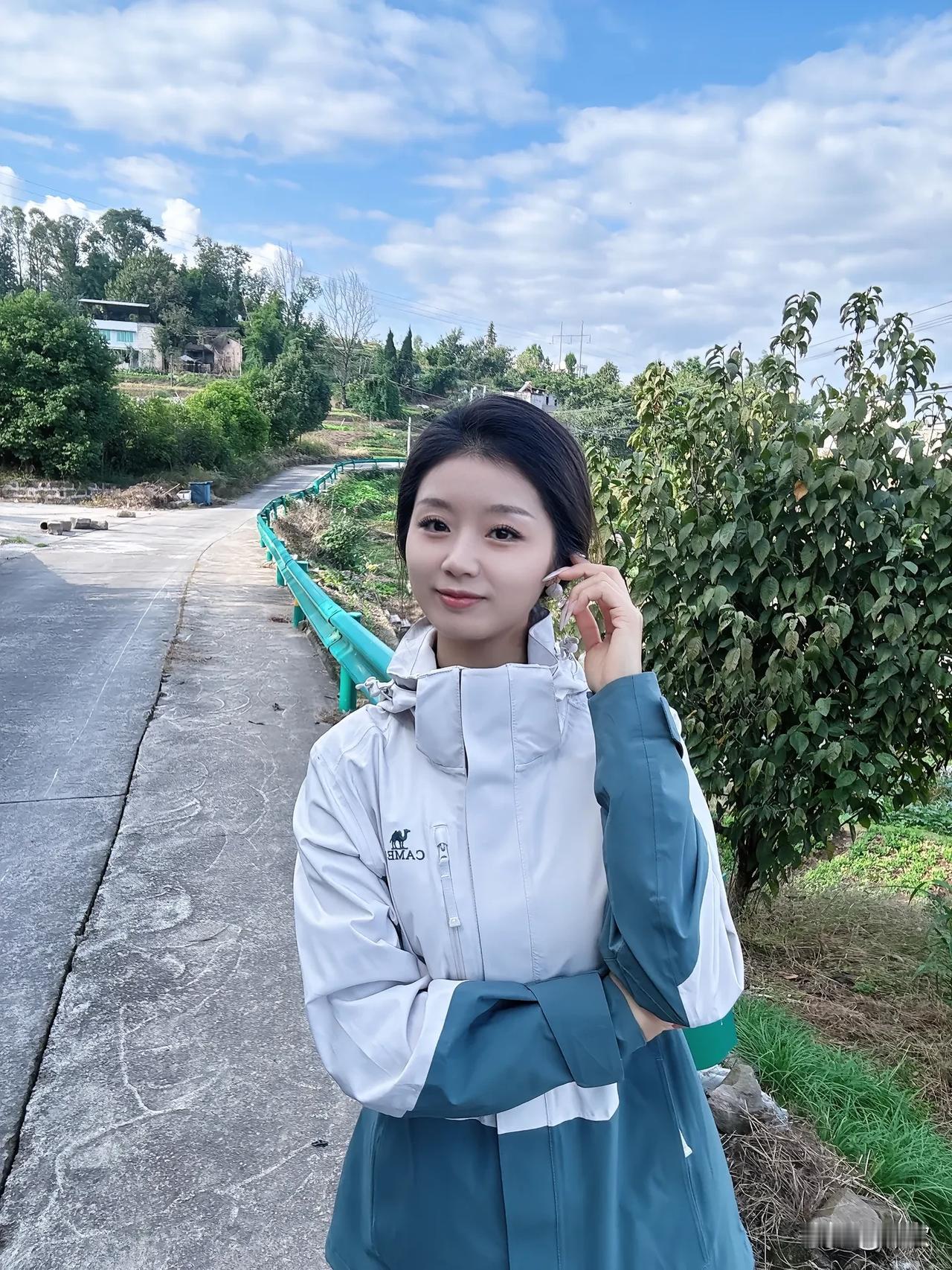 青春而简单的生活也是美好的青春 对青春的感悟 这就是青春年华 生活不乏浪漫 怀揣