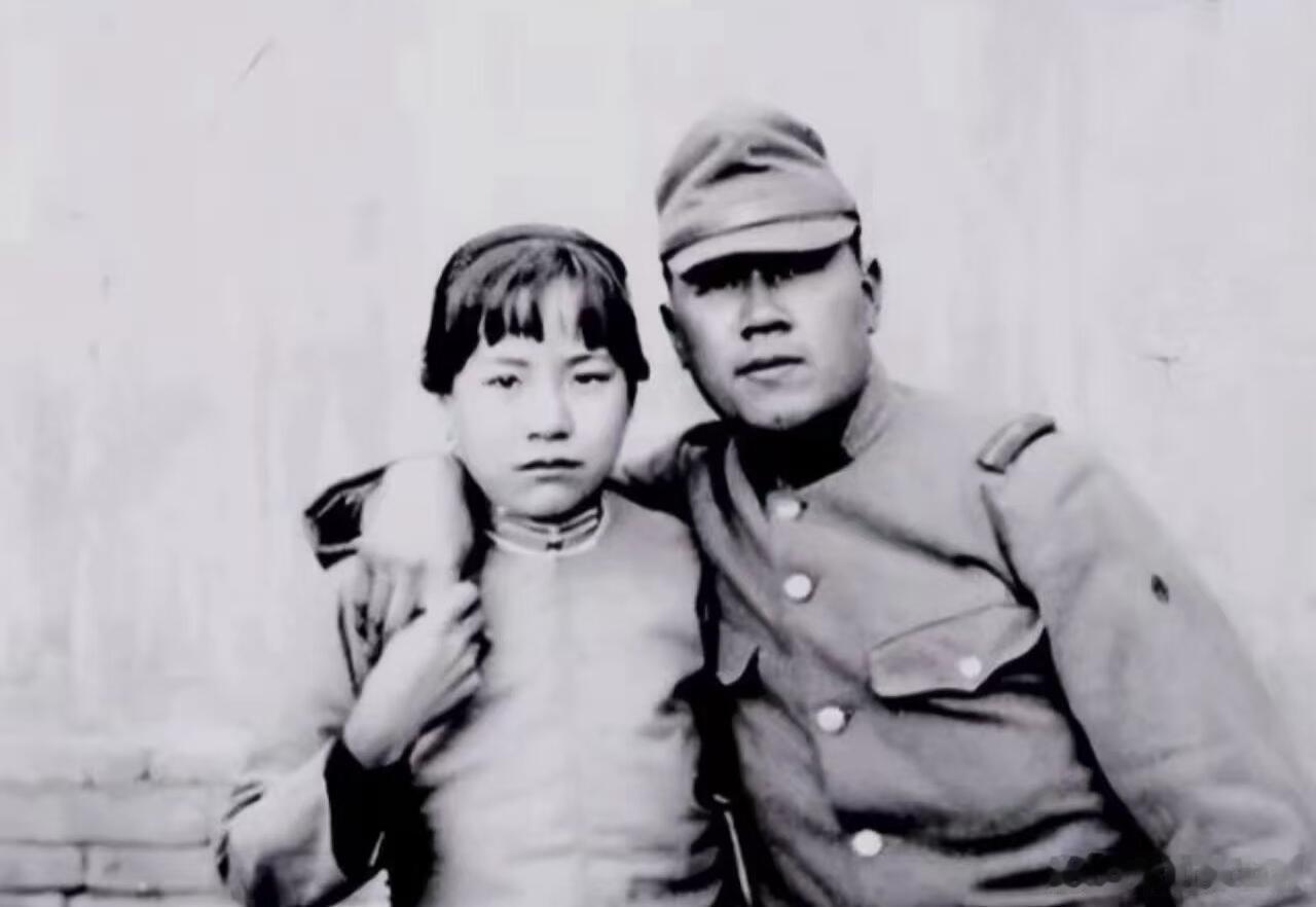 小日子历史照见真相：被定格的苦难与暴行 这张黑白照片，是抗战血泪的无声见证。画面