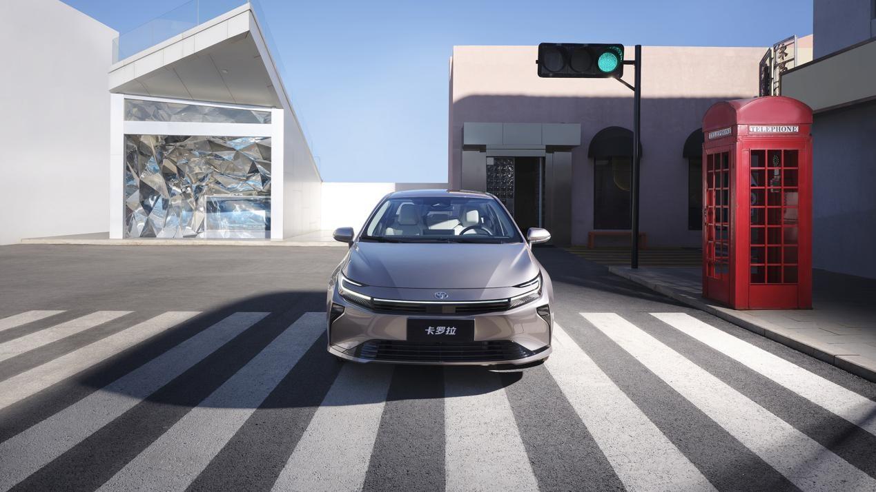 面对人生的第一台车，年轻消费者往往渴望面面俱到，却受限于预算。一汽丰田全新卡罗拉