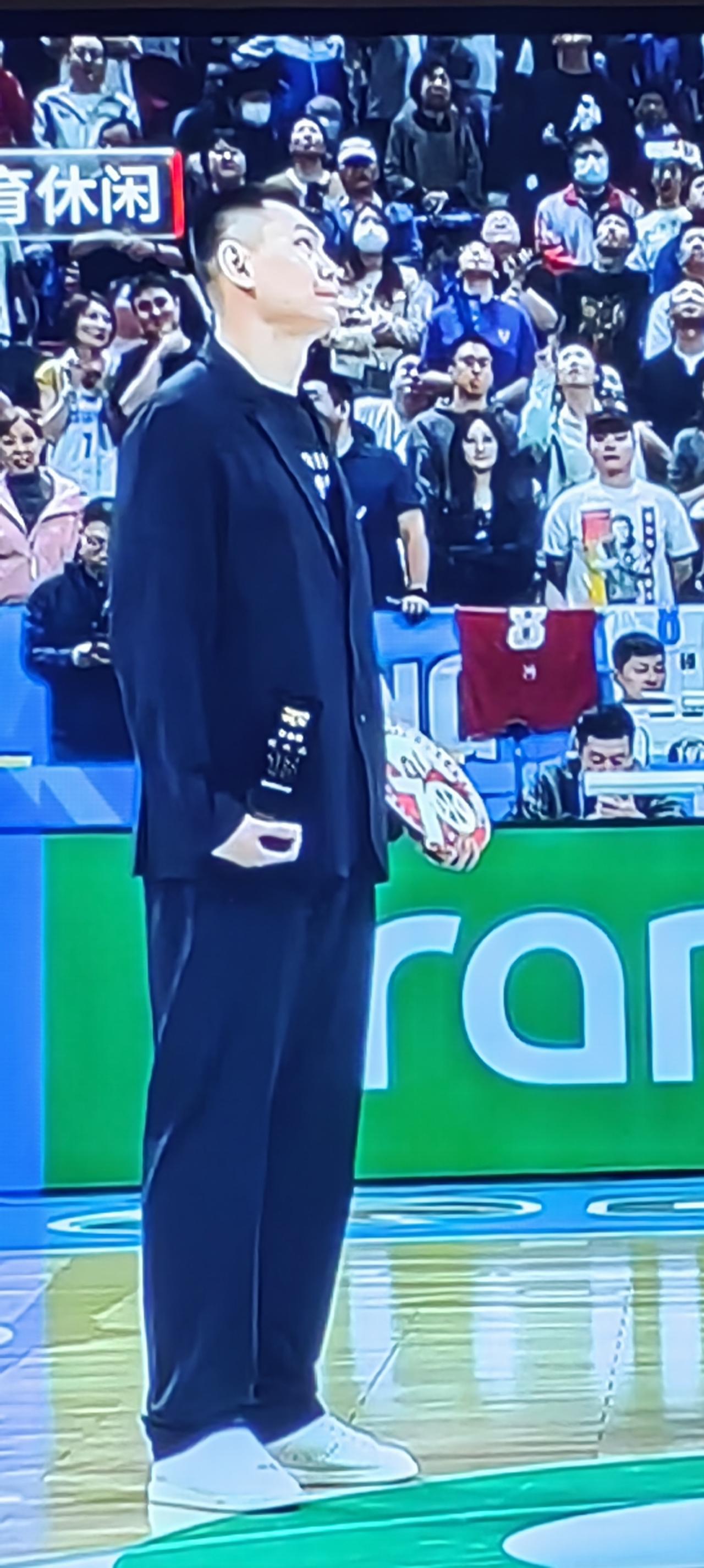 朱彦西英气尤在，谈吐风生是难分难舍。北汽男篮与吉林队的比赛如期而至，斯佩尔曼手风