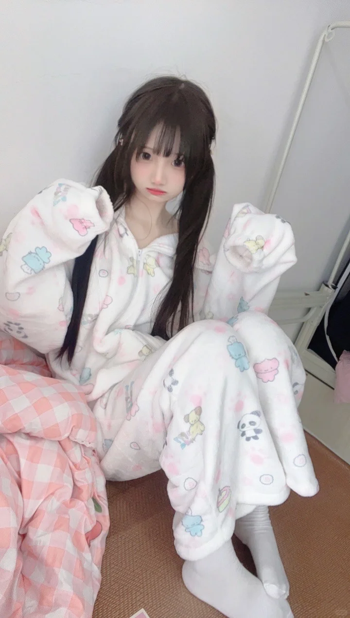 (՞_  ̫ _՞)ᐝ