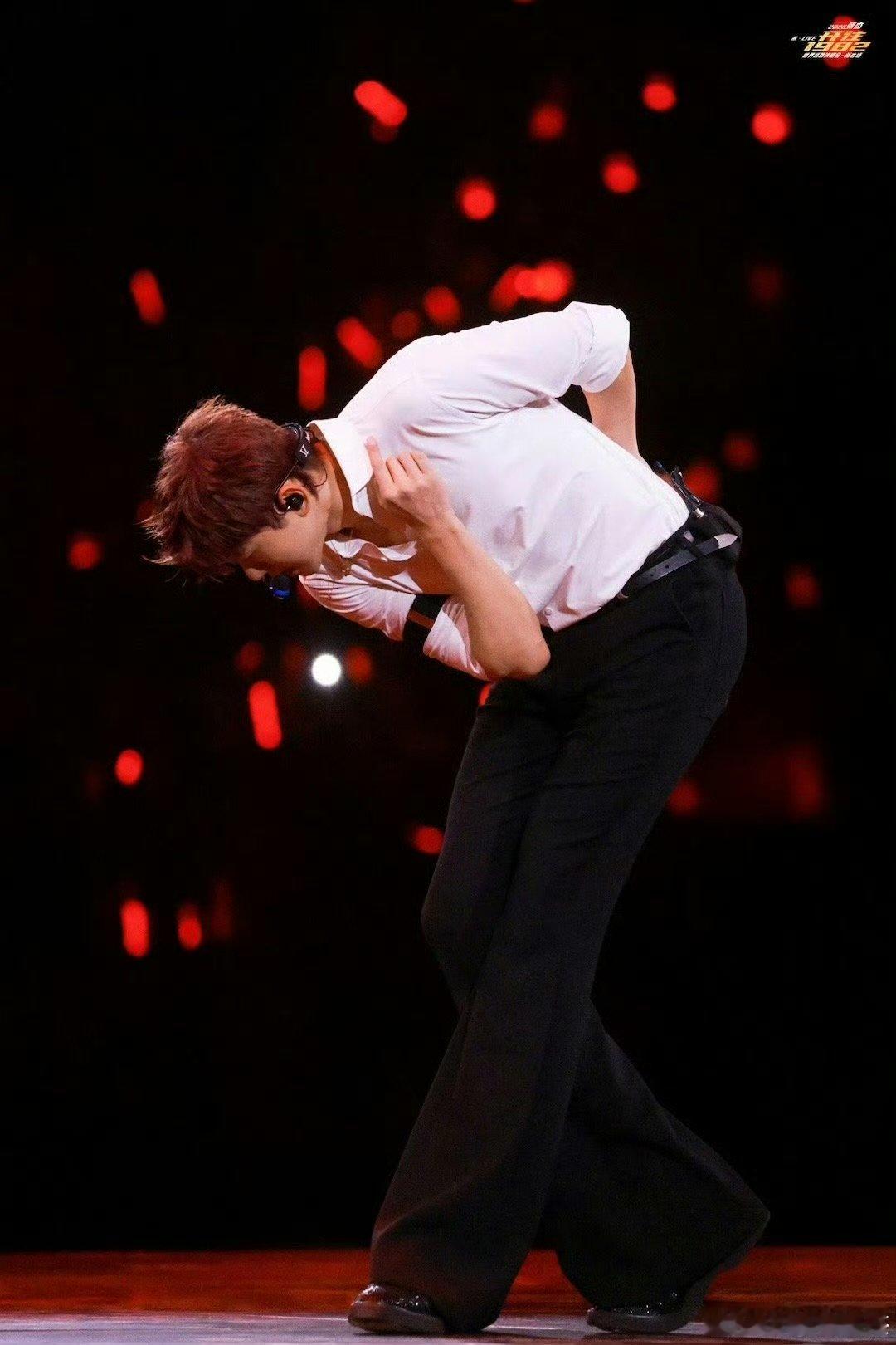 张杰演唱会九场高光回顾 张杰未LIVE巡回演唱会 你可以永远相信张杰对演唱会的用