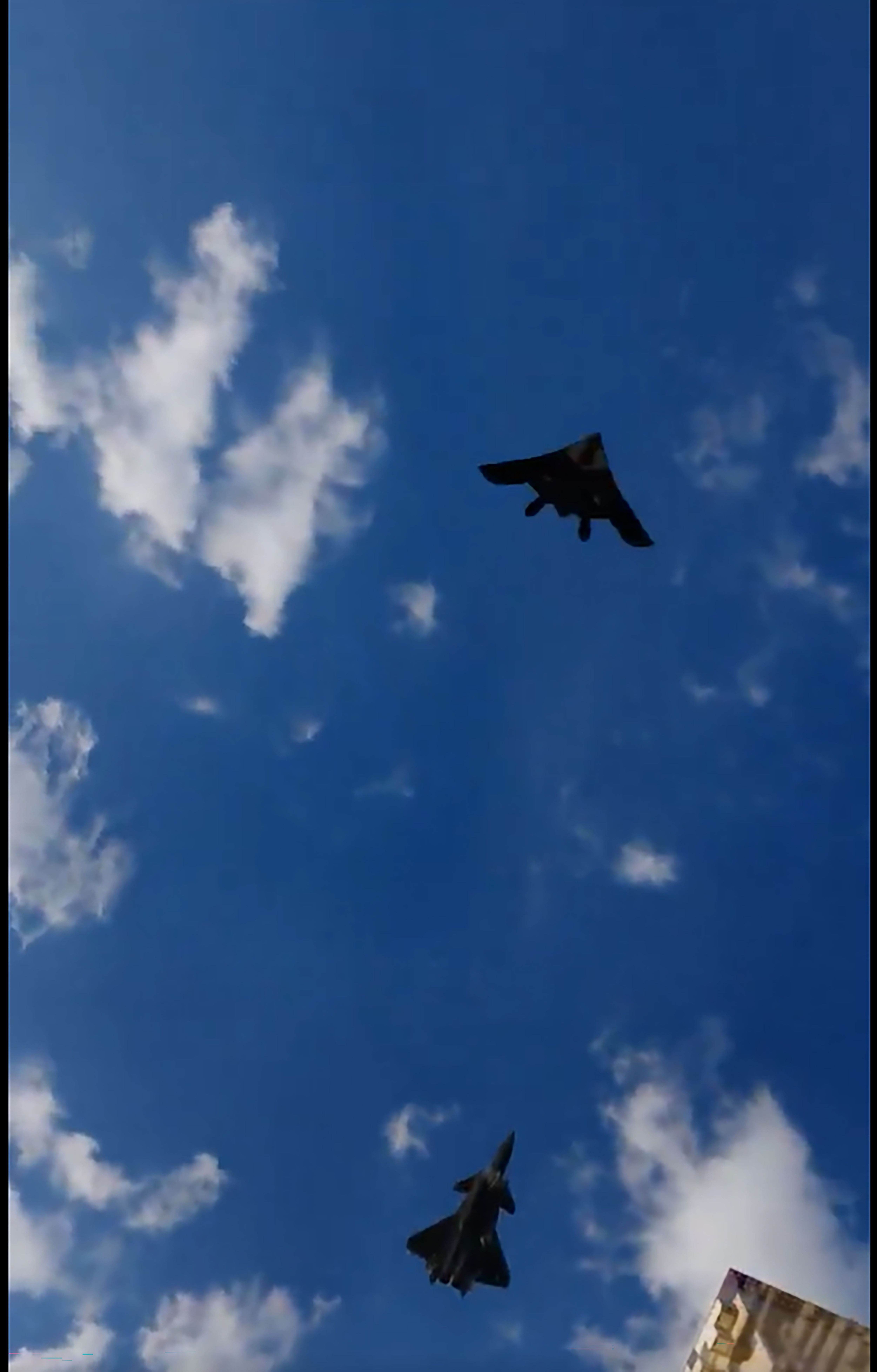 轰-20战略轰炸机这么多年迟迟没有上天，而第六代战斗机歼-36和歼-50却早早上