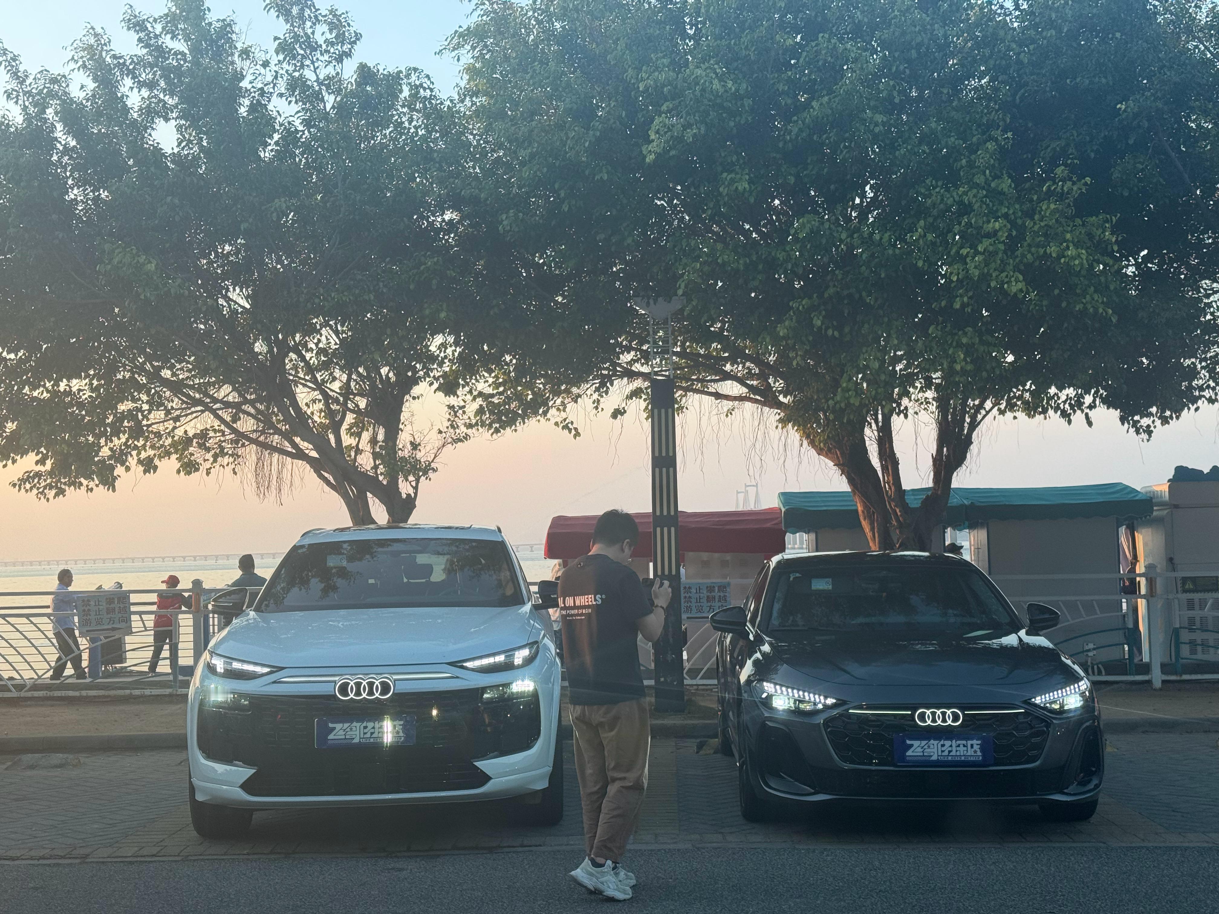 今天的座驾，有一点真的要赞就是底盘表现完全没有纯电那种虚感，跑高速悬挂的韧性太重