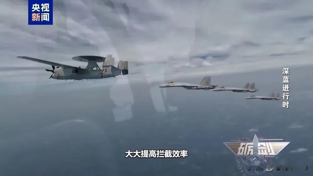 中国航母五件套配齐：电磁弹射300架次零故障，美国福特号故障率高
2026年5月