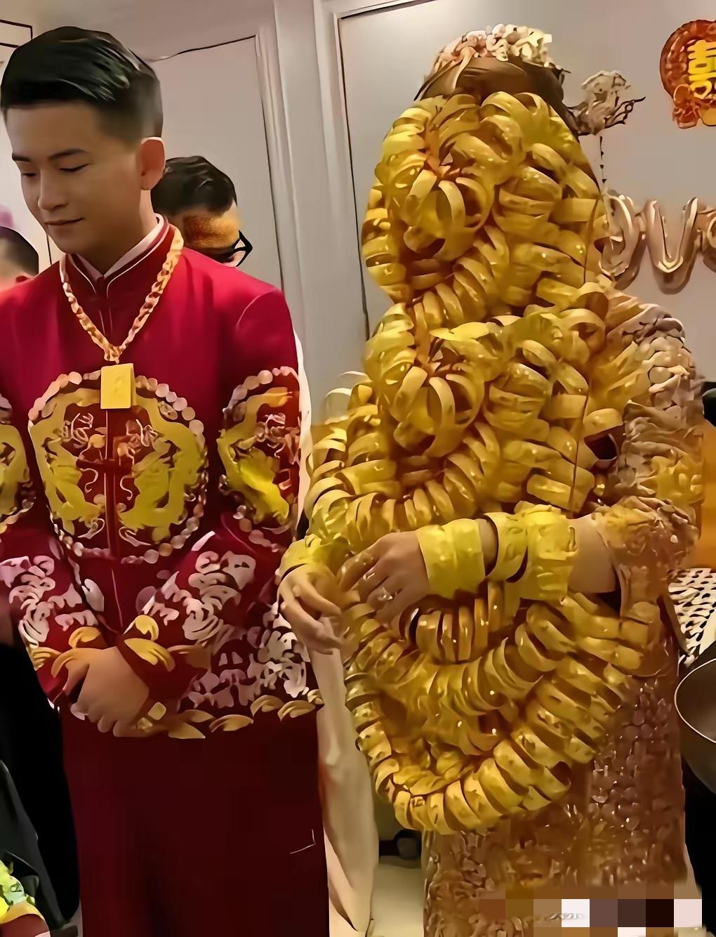 历史真的在不断重演！当年被群嘲盲目跟风的中国大妈，

如今用时间证明了自己的眼光