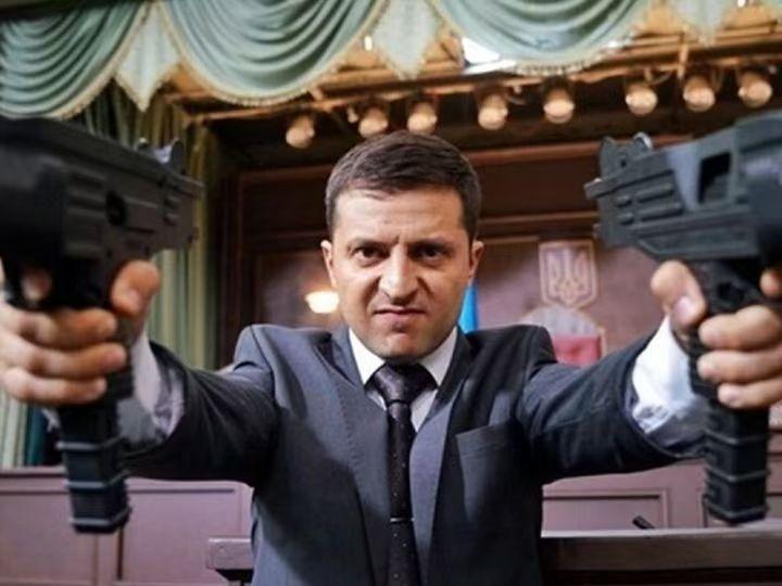 事情很简单，马杜罗被捕，巴沙尔逃跑，只有泽连斯基在基辅顶住了！最重要的就是一个原