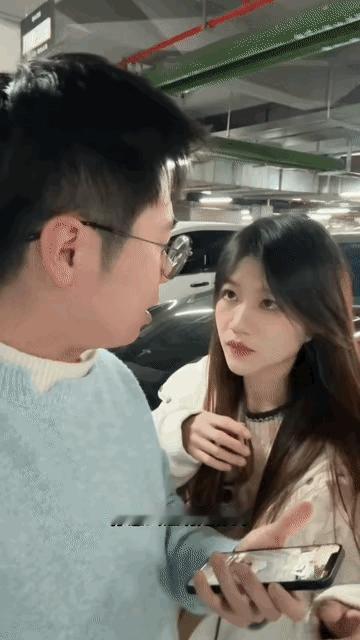 为了一个手机，这是把自己给搭进去了啊！[捂脸][捂脸][捂脸][捂脸][捂脸][