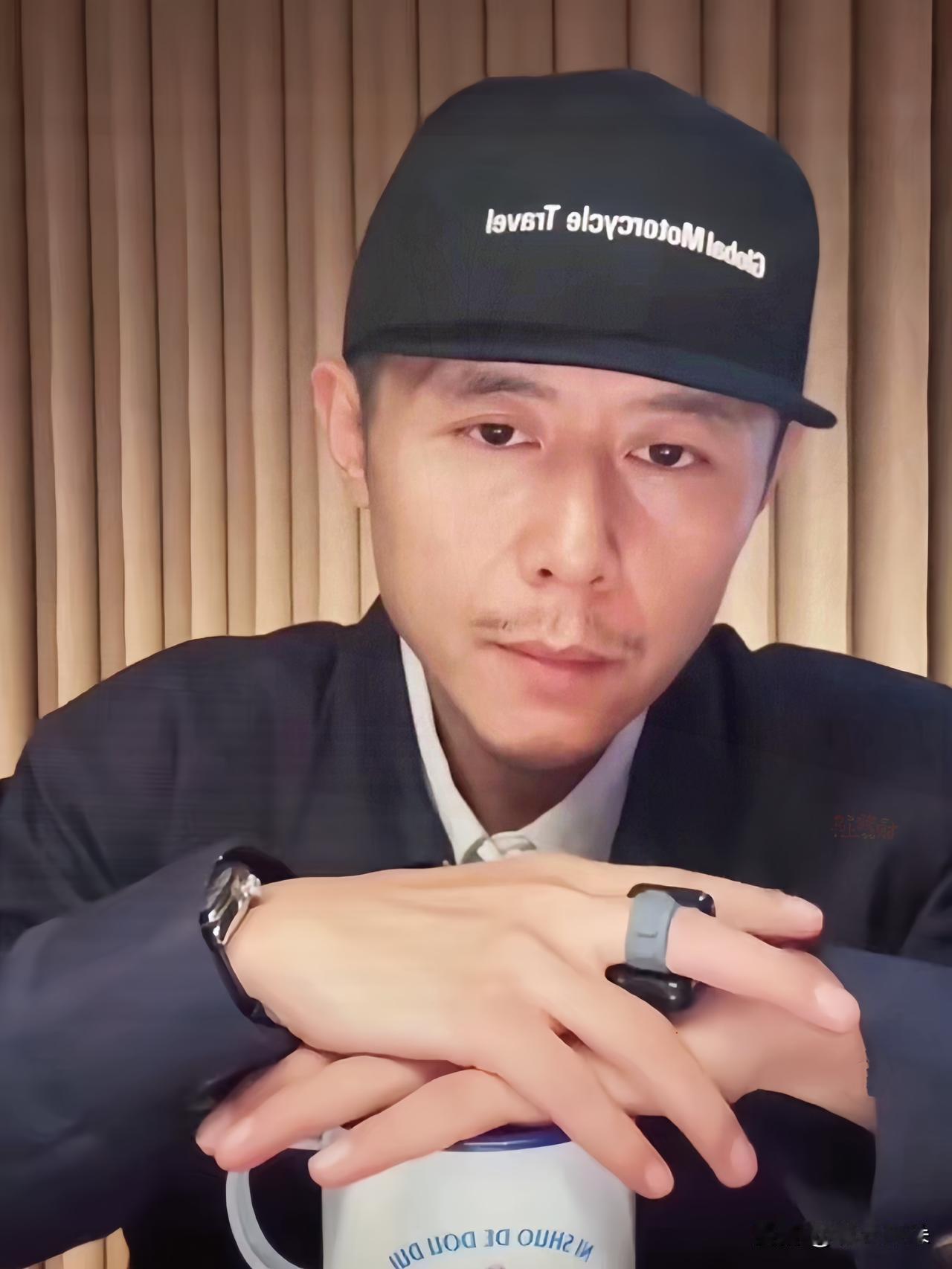 内娱最稀缺的官宣：只报状态，不晒爱人，大冰的清醒打穿太多人

看惯了内娱艺人的恋