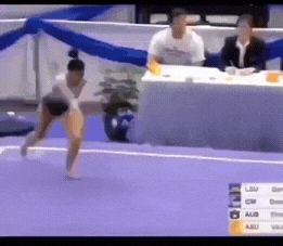 隔着屏幕我眼泪都要下来了，当时  她得多痛啊！