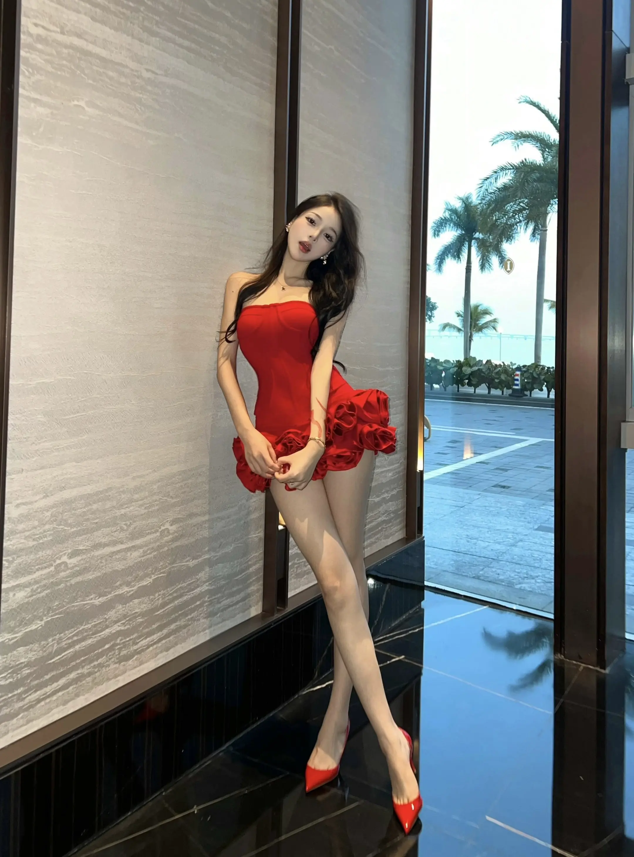 聪明女人就是男人d话左耳进右耳出。