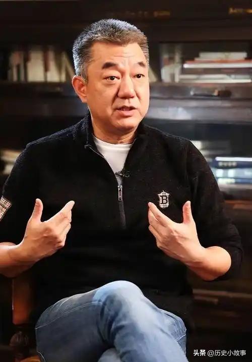 主持人问董勇："你做过替身，自己又有功夫，为什么你跟李连杰拍霍元甲的时候，竟然没