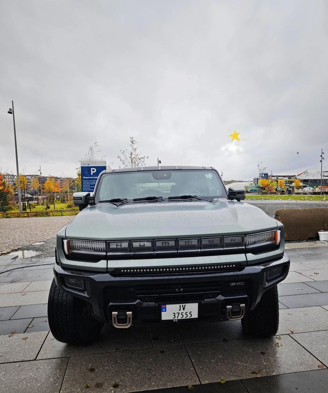 电悍马来了！这波“硬核电驱”操作，直接颠覆认知不是燃油悍马的复刻，是电动时代的野