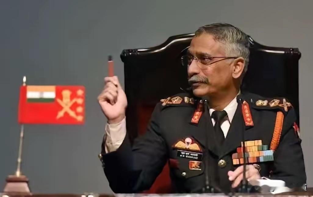 印度上将首次揭开，加勒万河谷惨败内幕：最后时刻印军已准备开枪。

印度前陆军参谋