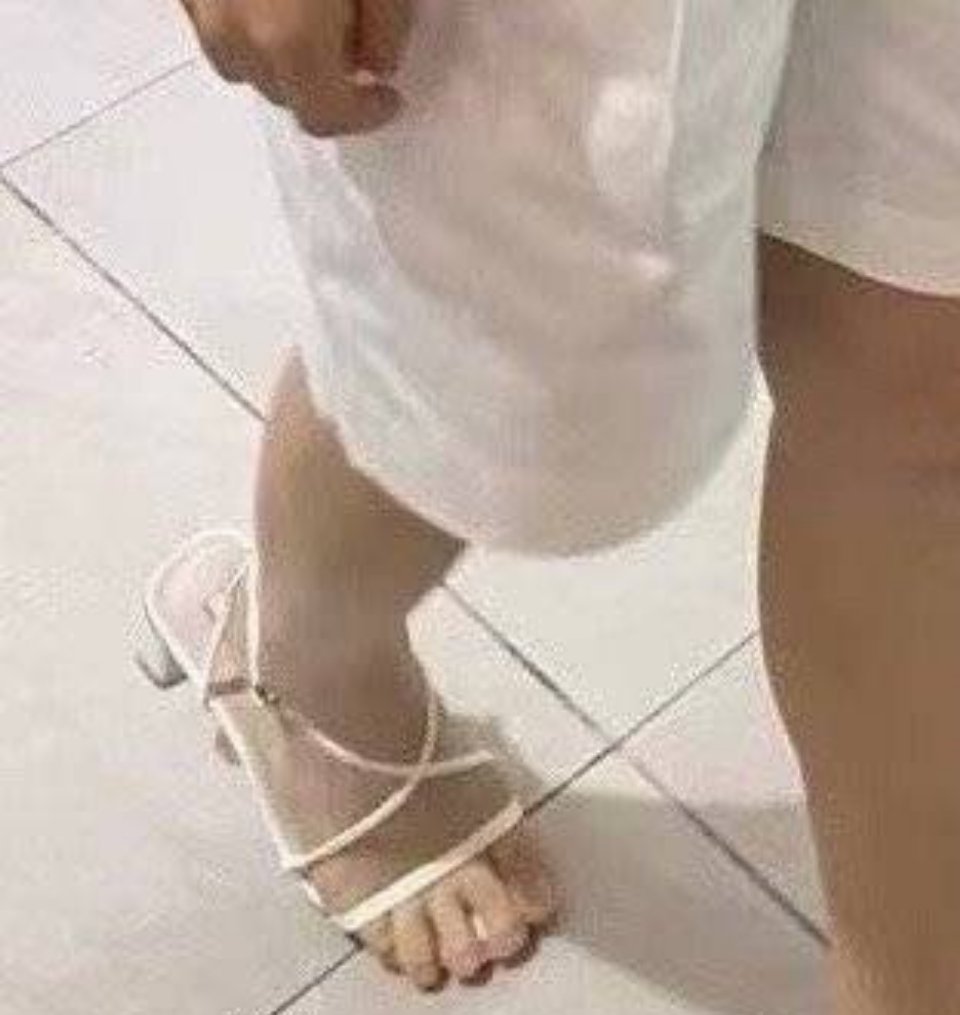 没见过这么会防爆自己的小花 ​​​