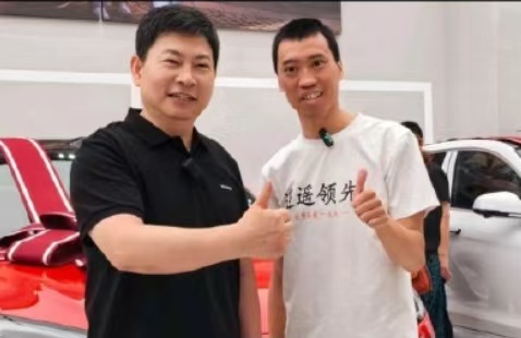 啥情况？电车小飞被封了还是“米粉”？ 