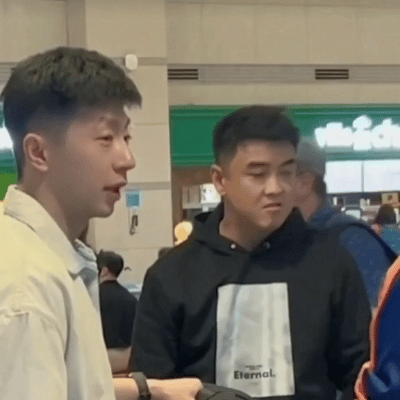 两年了看到此图还是会笑 