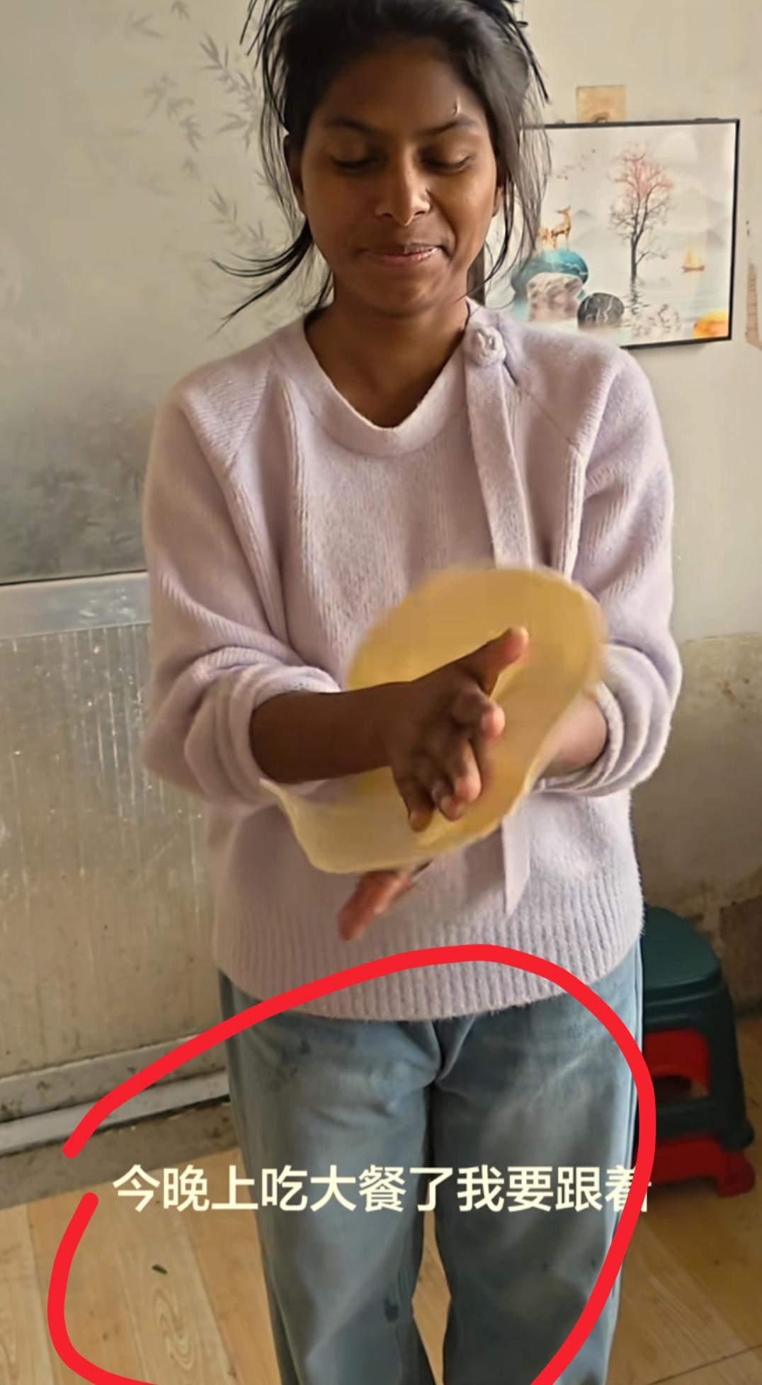 你发现了吗？
山东小涛，巴基斯坦媳妇虽然颜值比不上那些大美女但真的很特别，真的跟