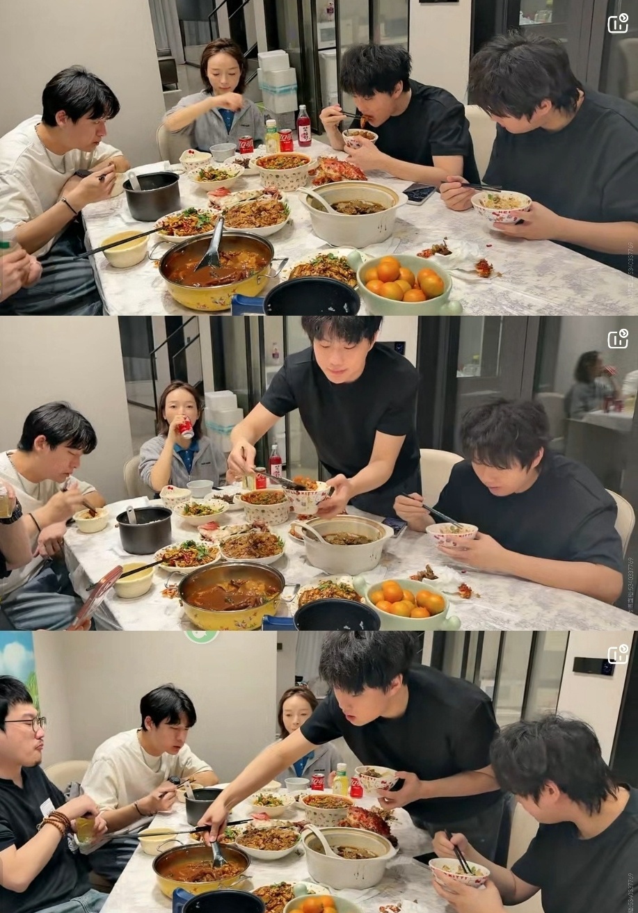 喜人的胃是1tb的吧 你们喜人团建是在比赛炫饭吗，在酷酷的滕昨晚的直播里看到这一