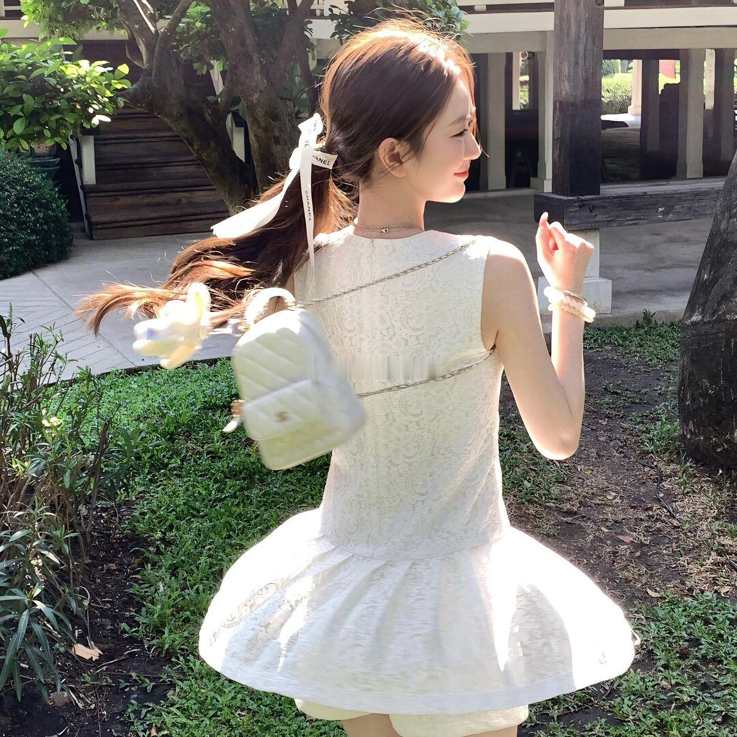 女生头像[超话]  头像  一组小清新夏日绿色阳光滤镜胶片森系故事感韩系清纯青春