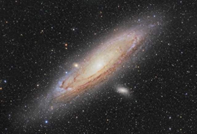 从2万亿到500万亿，全宇宙范围内，究竟有多少个星系？