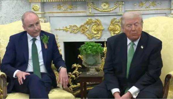 《金融时报》报道，当地时间17日，美国总统特朗普，在白宫椭圆办公室接待到访的爱尔