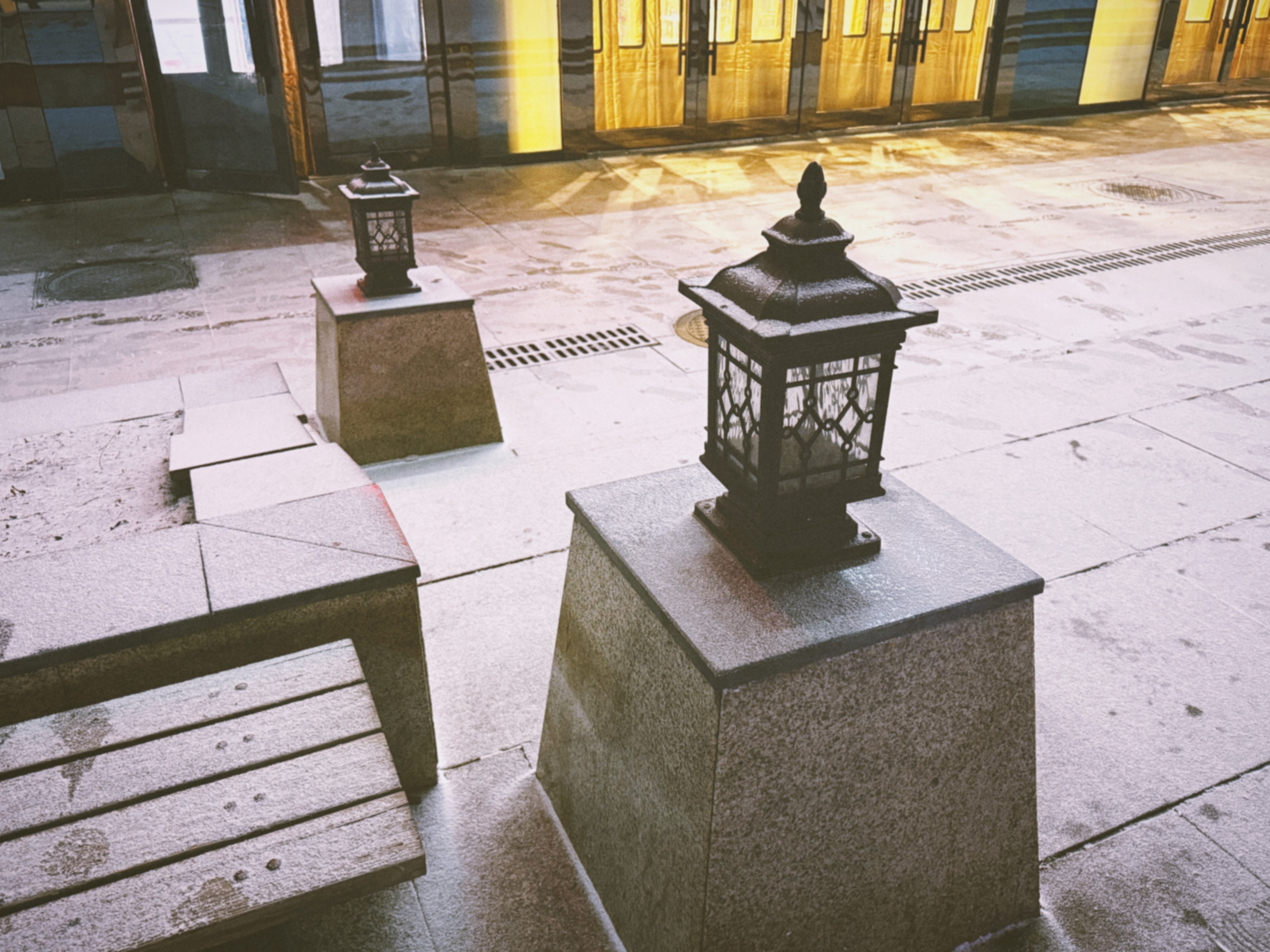 你moon好呀 看完疯狂动物城发现外面下雪了 好幸福的场景组合~ 