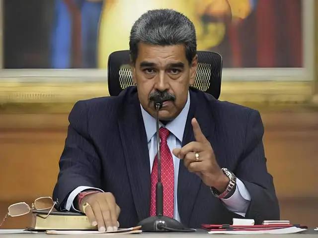 马杜罗被俘40天妥协真相：一通电话卖国家？美国50亿石油掠夺藏杀机

2月12日