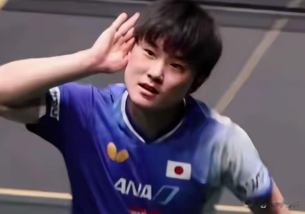 张本智和又放豪言了，刚在香港总决赛赢下西蒙-高茨，就喊出要带日本男队冲世界第一。