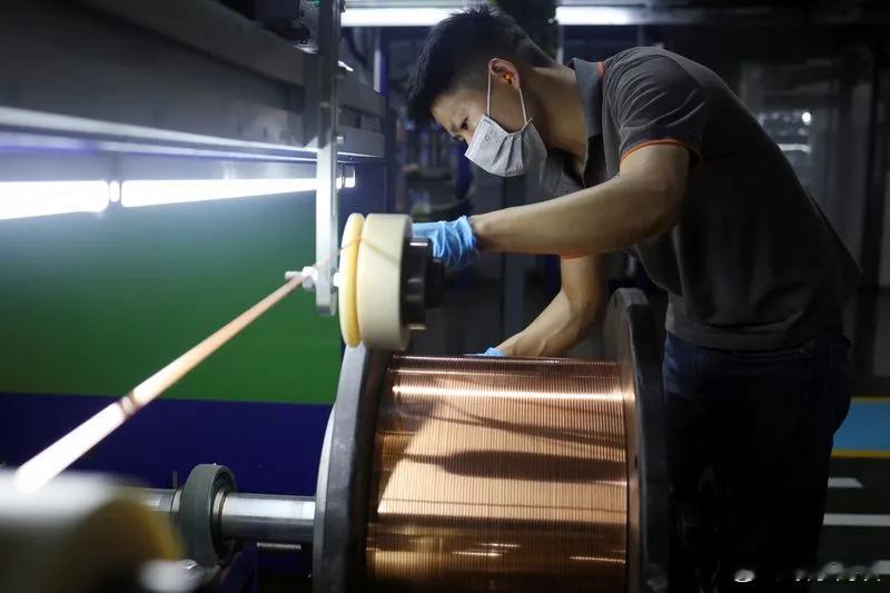 【德克萨斯州工厂让中国铜生产商在关税战中占据优势】（路透社）中国铜扁线制造商 W