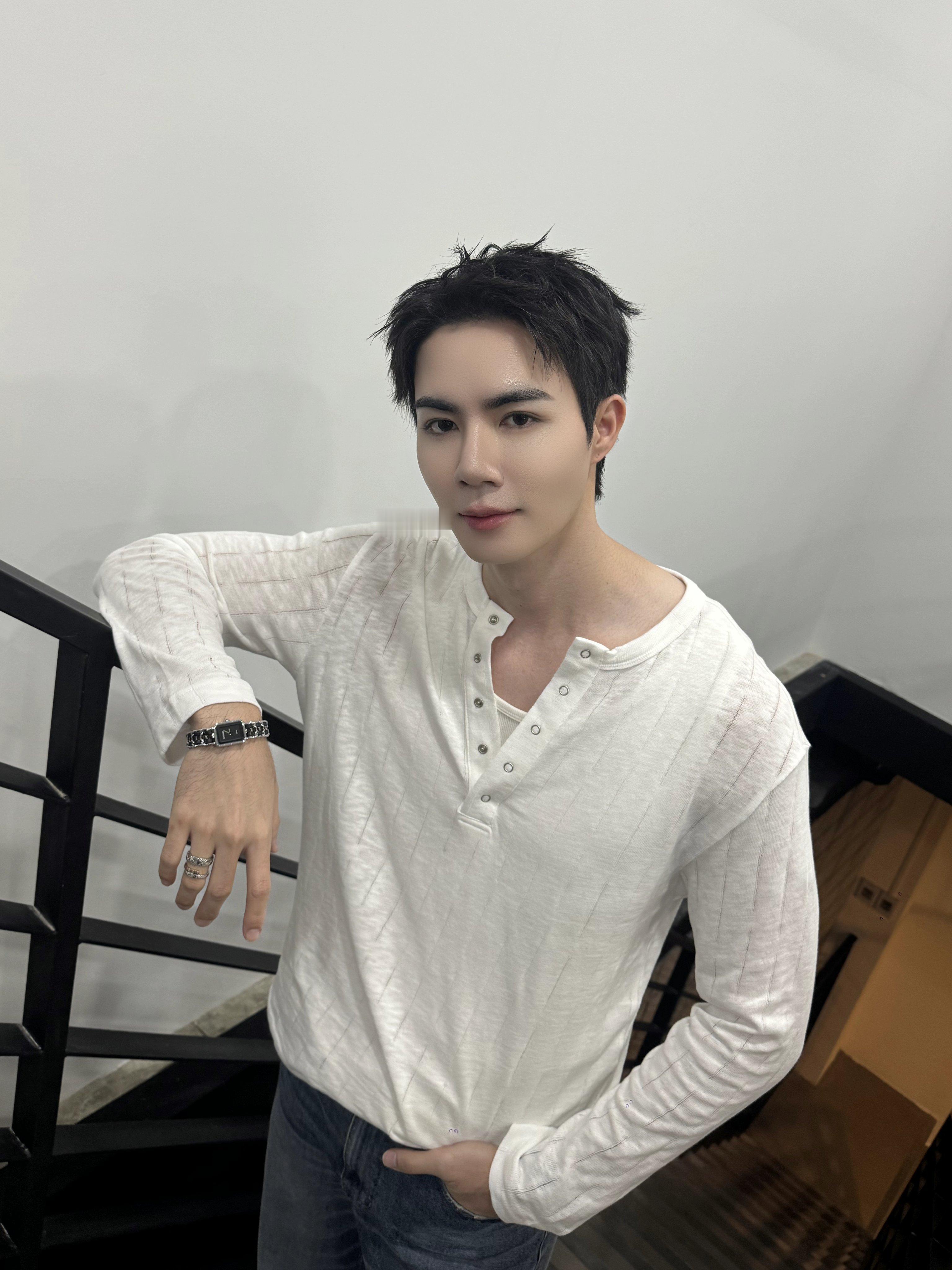 Twitter:DomundiTV 
