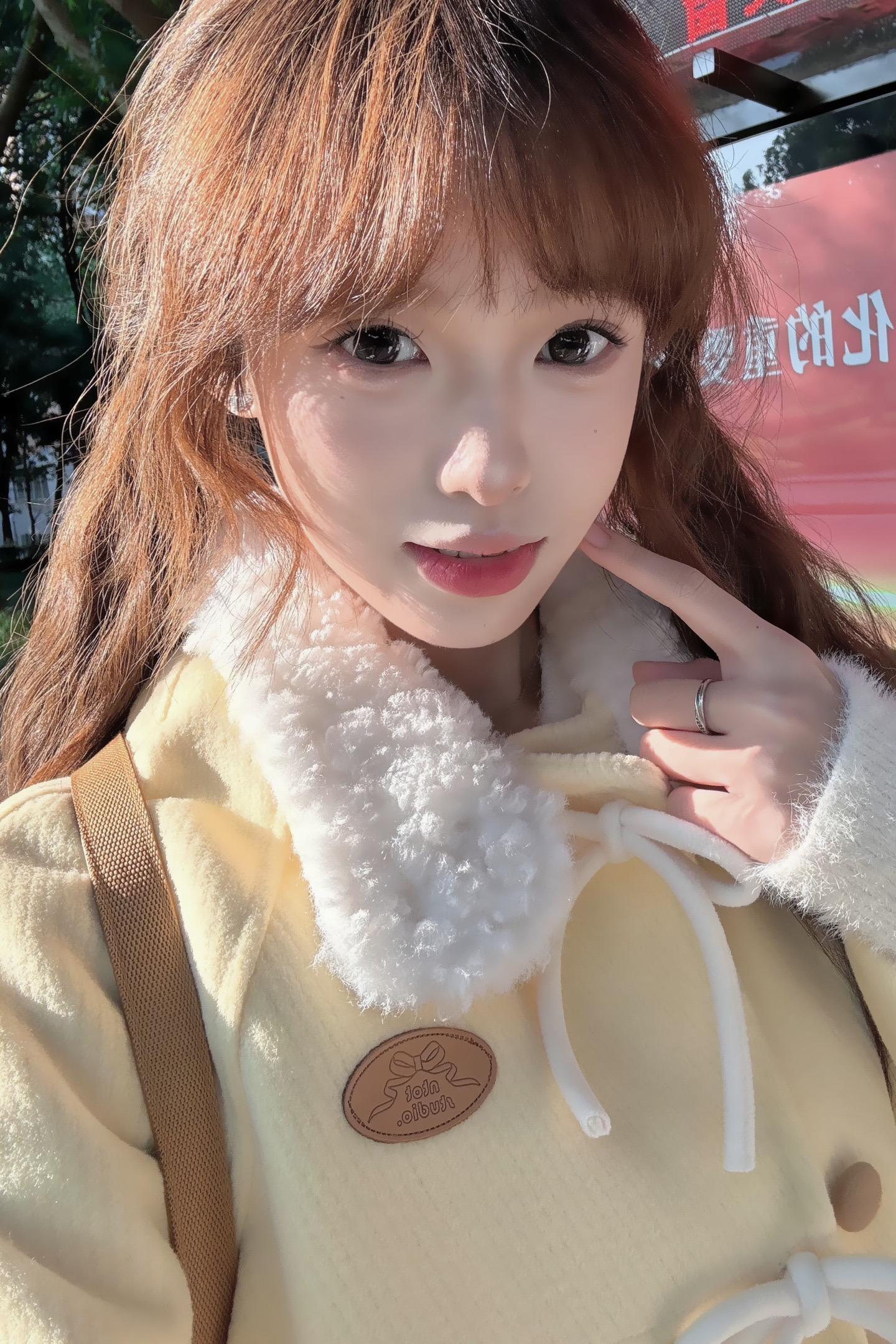 我在飘满雪的十二月里 等一个奇迹