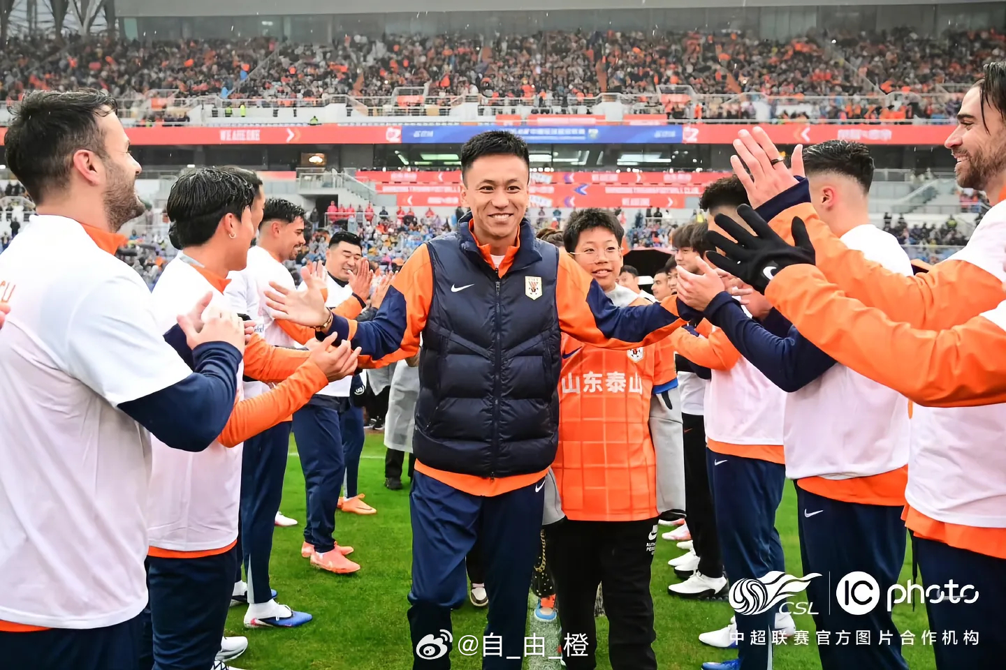 瓦科更新社媒，并配文：+3💪 