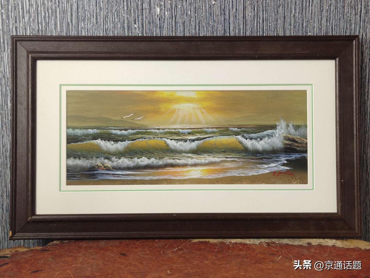 很多人误解了勤奋的意义，以为勤奋就必须立刻大富大贵，付出就该马上名利双收。可现实