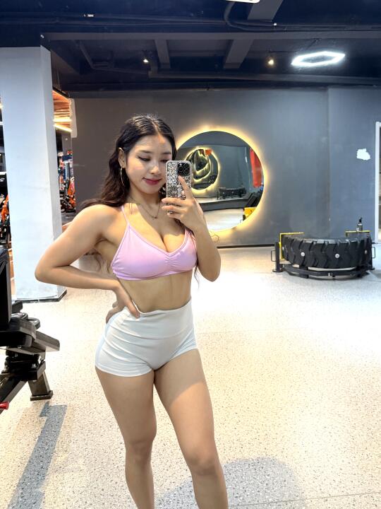 我真服了  男人真是的  一见面就问同居吗