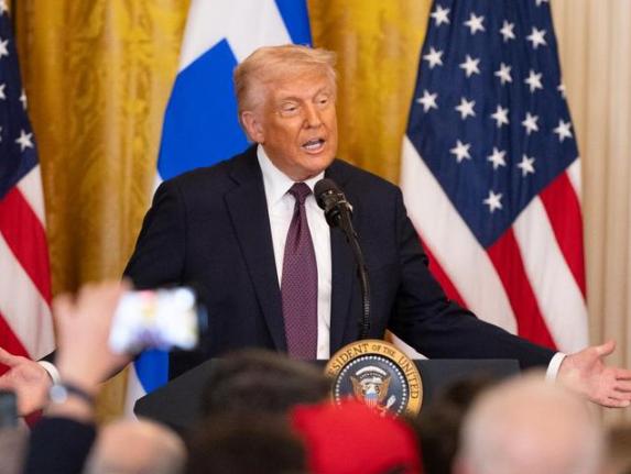 特朗普需要一个体面的理由来结束伊朗战争，目前局势下只有两个，一个是拿到那440公