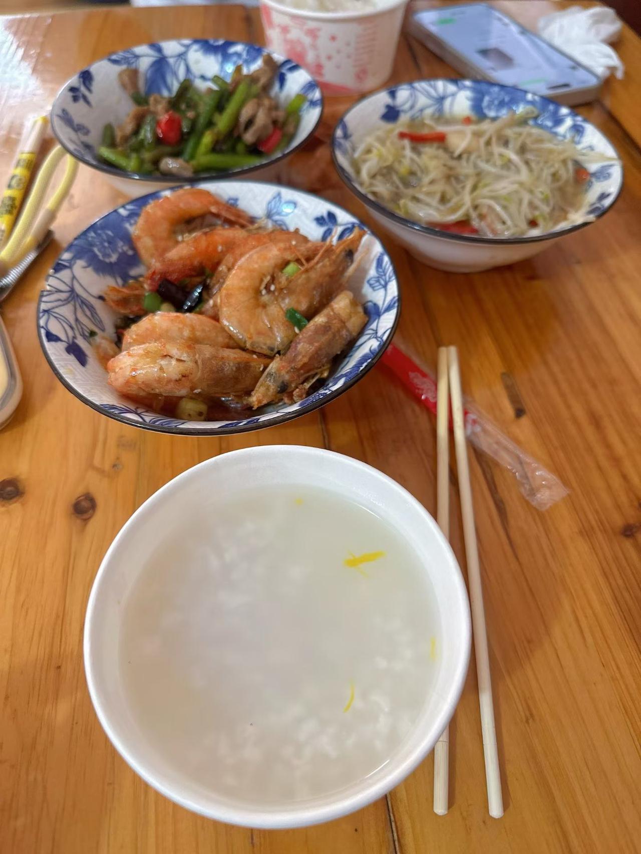 什么都比不上这酒后的一碗粥米汤😣