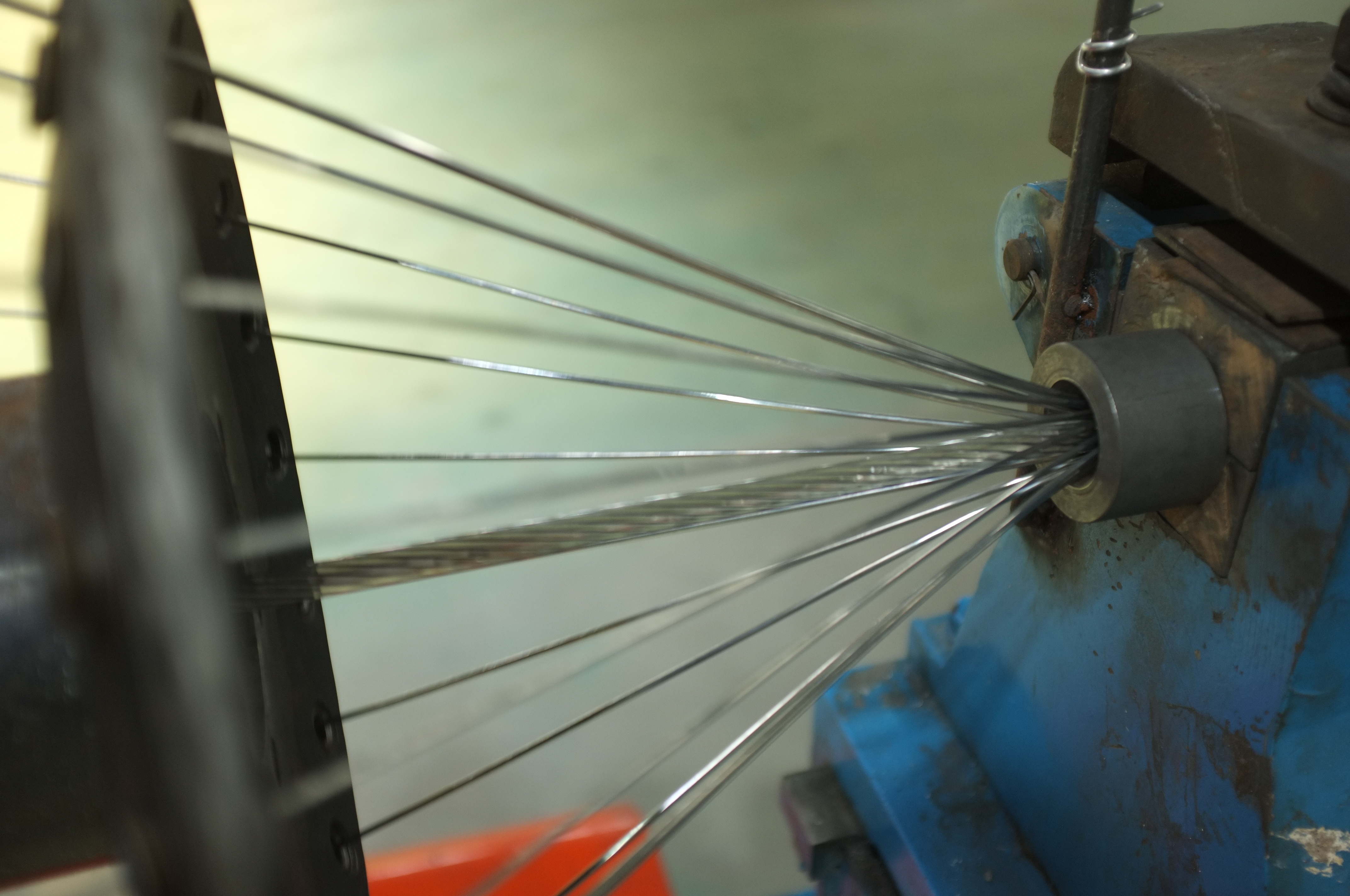 【合金铝能代铜吗？】我很尊敬董明珠，坚守铜管无疑是正确的、高价的、也最稳妥。但是