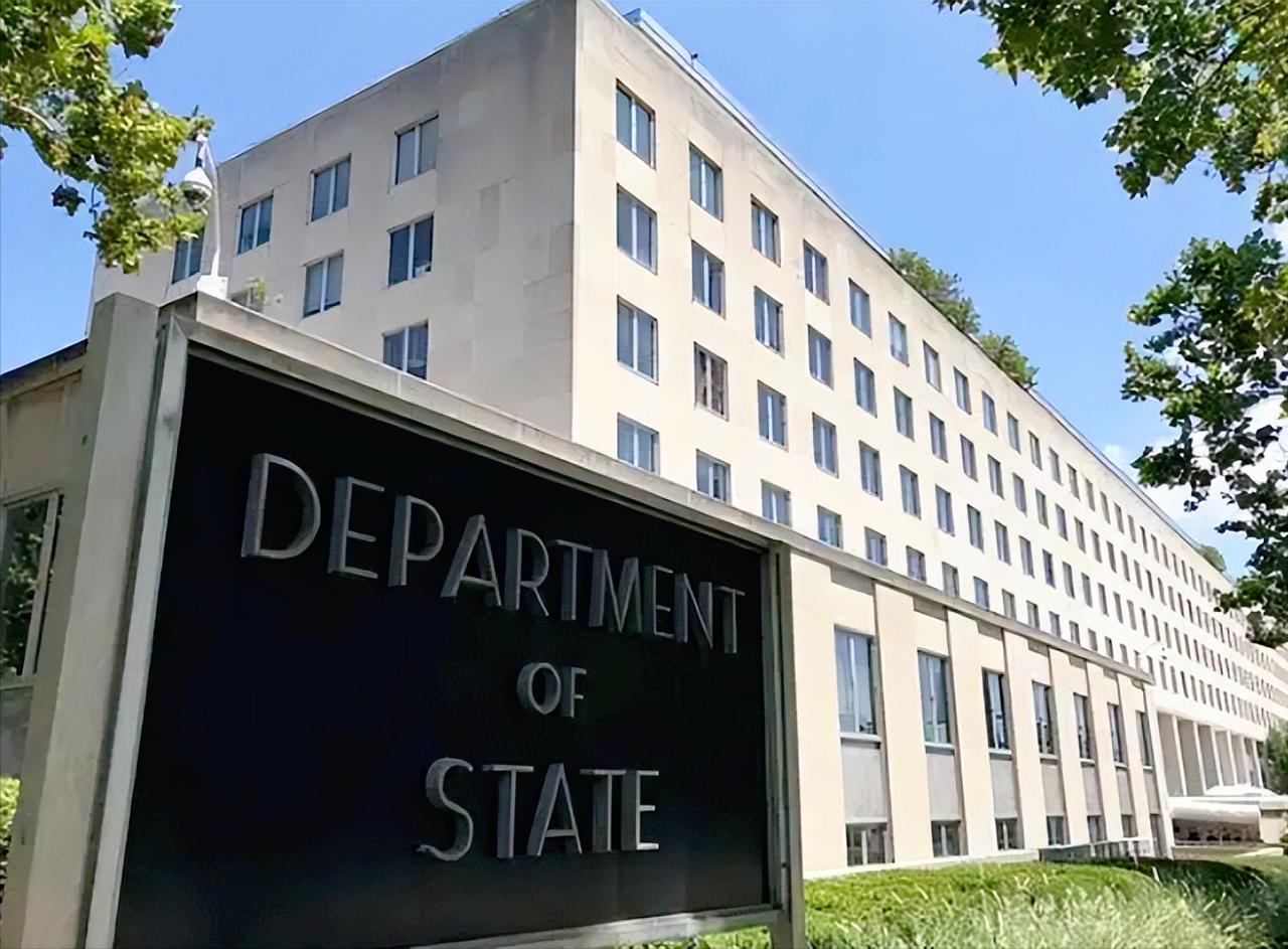 这反转真是让人没想到，美国国务院直接发公告把欧盟5个管数字监管的核心人物拉进了黑